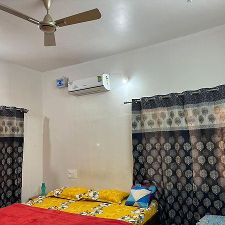 King Sized Bedroom & Kitchen for Decent Couples & Families Mysore Exterior photo